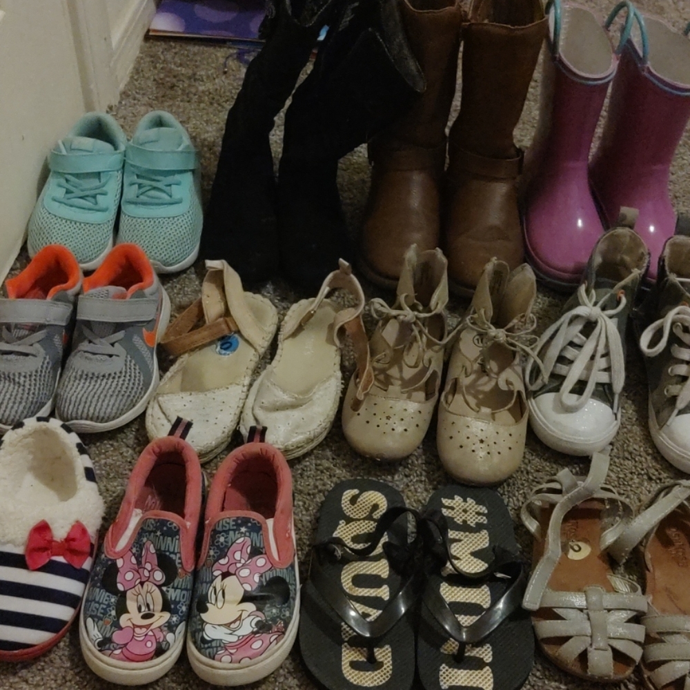 Bundle! 12 Pairs of Little Girls Shoes S - 10